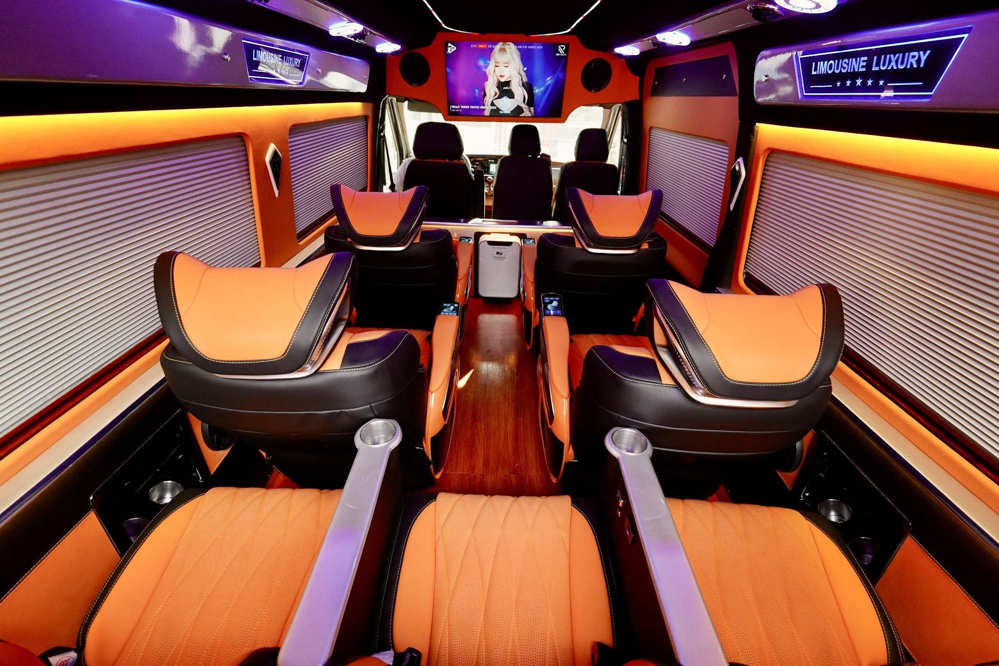 xe Việt Nam Limo xe Việt Nam Limo