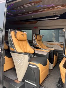 Thuê xe limousine 9 chỗ Đà Lạt