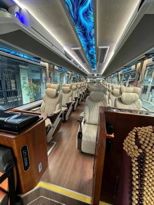 Thuê xe Limousine 19 chỗ Thuê xe Limousine 19 chỗ