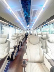 Thuê xe Limousine 19 chỗ Thuê xe Limousine 19 chỗ