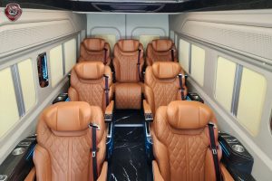 Thuê xe limousine 9 chỗ Đà Lạt
